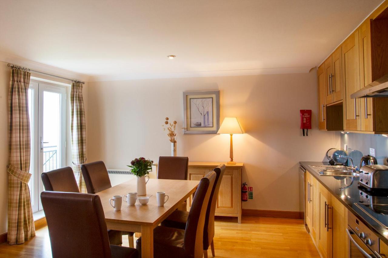 Links Apartment Brora Exterior photo