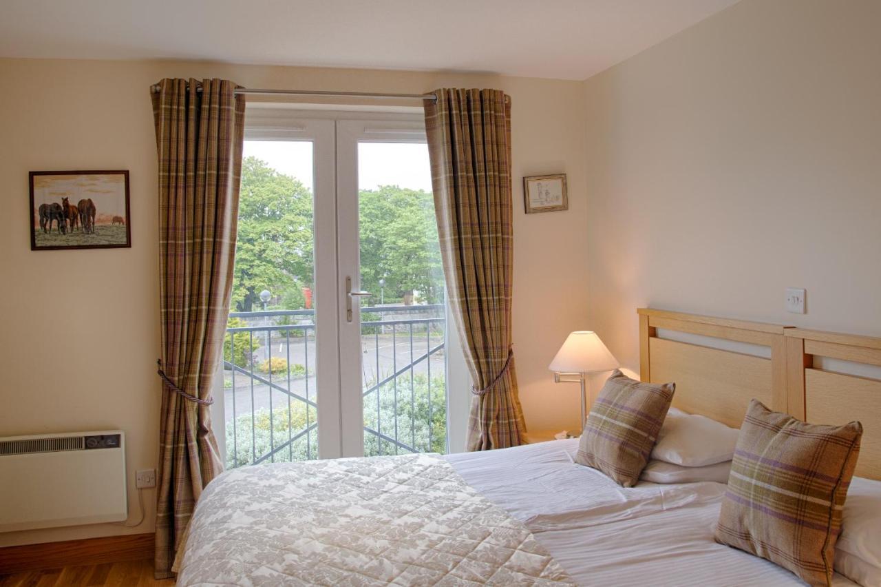 Links Apartment Brora Exterior photo